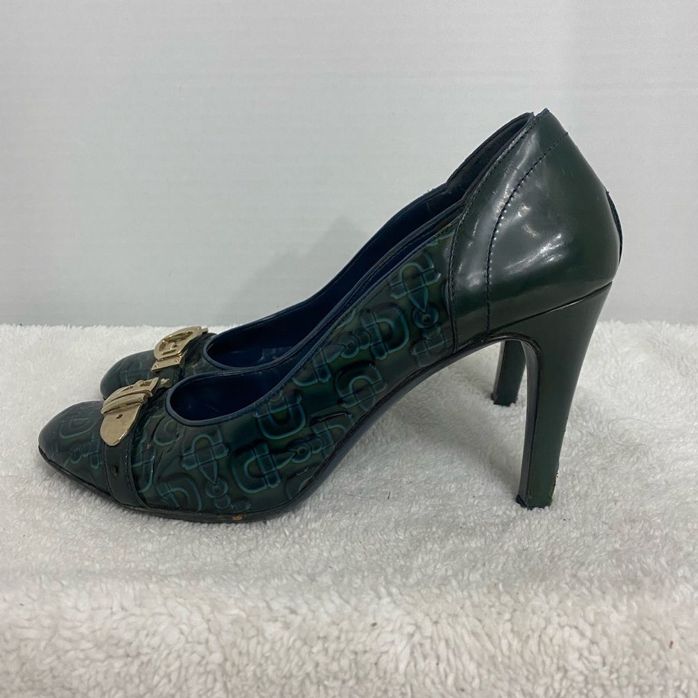 Vintage Gucci Heels - Picture 4 of 13
